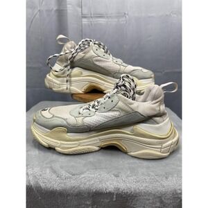 Balenciaga Triple S Shoes Womens Size 38 White Gray Chunky Dad Sneaker Logo